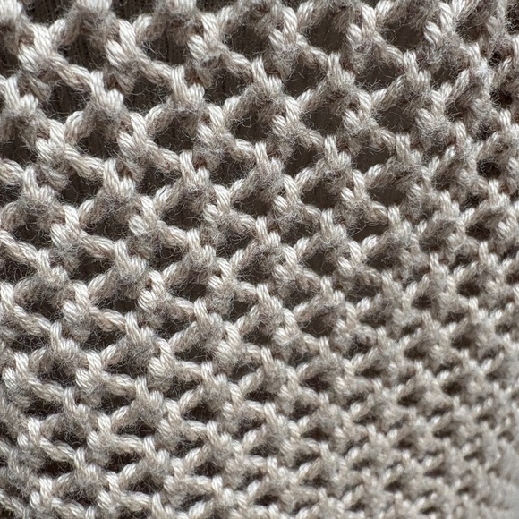 MINNIE ROSE TAUPE MESH KNIT POLO — SIZE M - NWT - Picture 3 of 5